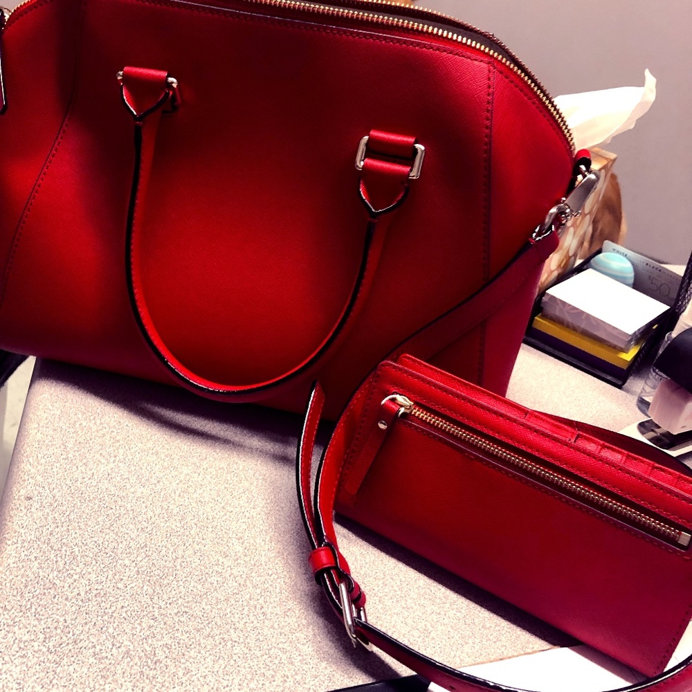 Kate Spade Purse - Picture 2 of 2